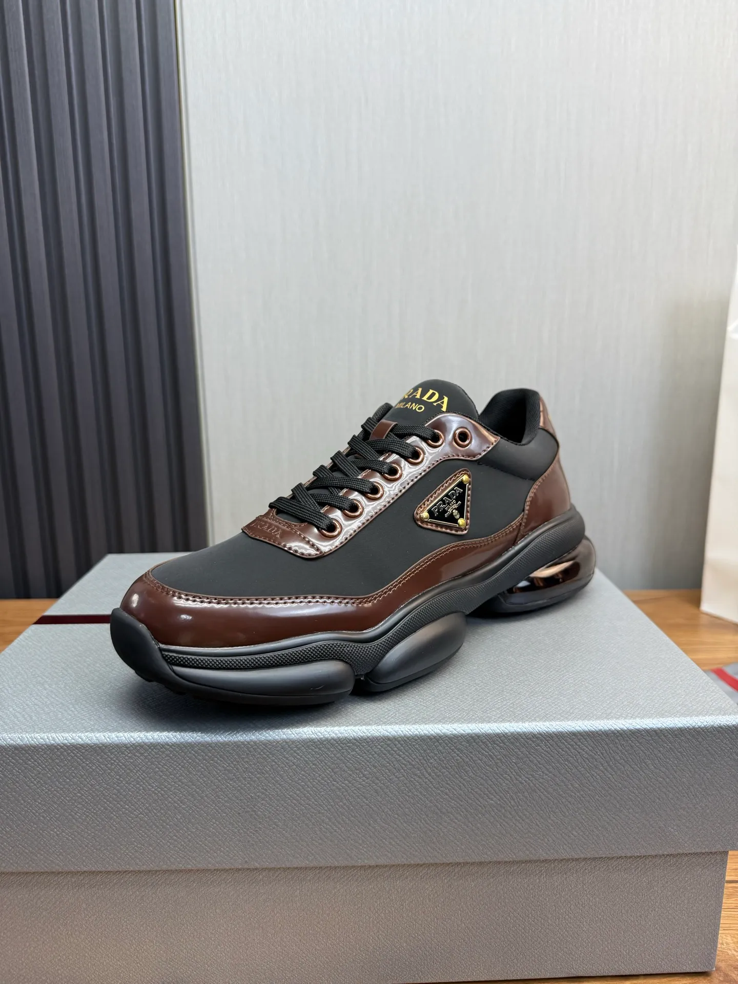 Men's shoes 💰660💰 [PRADA] Men's shoes are popular in the counter, official website is synchronized, 1 high-quality shipment ✔️Original cowhide upper + cowhide lining, 1🆚1 replica, original sole, 38-45 (45 customized, non-refundable)